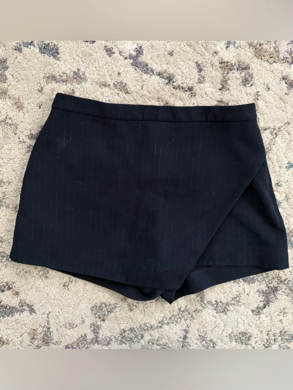 Aritzia Babaton Striped Kelly Skort - Picture 3 of 8